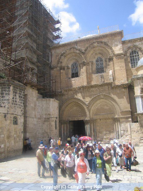 church-of-the-holy-sepulcher02.jpg