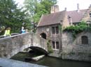 Bruges-Groeningemuseumcourtyard2