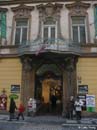 Prague-building-entrance-mom-and-dad