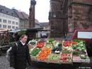 Freiburg-Cathedral-square-market3