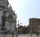 Church-of-salvation-corner